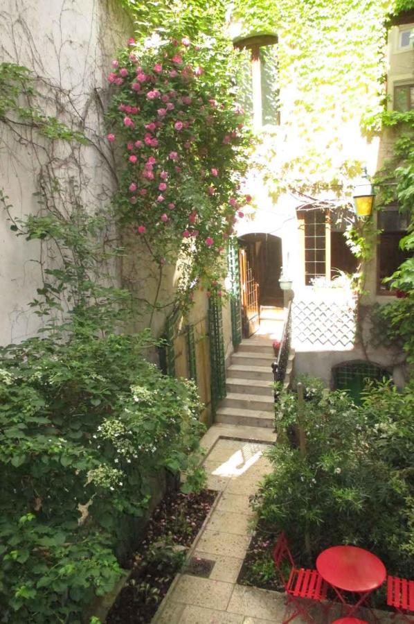 Chambres D'Hotes Le Patio D'Alain Et Veronique Люневиль Экстерьер фото